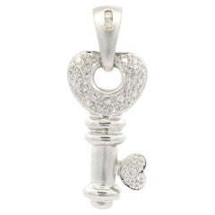 14k White Gold 0.20ctw Pave Diamond Matte Finish Key Heart Enhancer Pendant