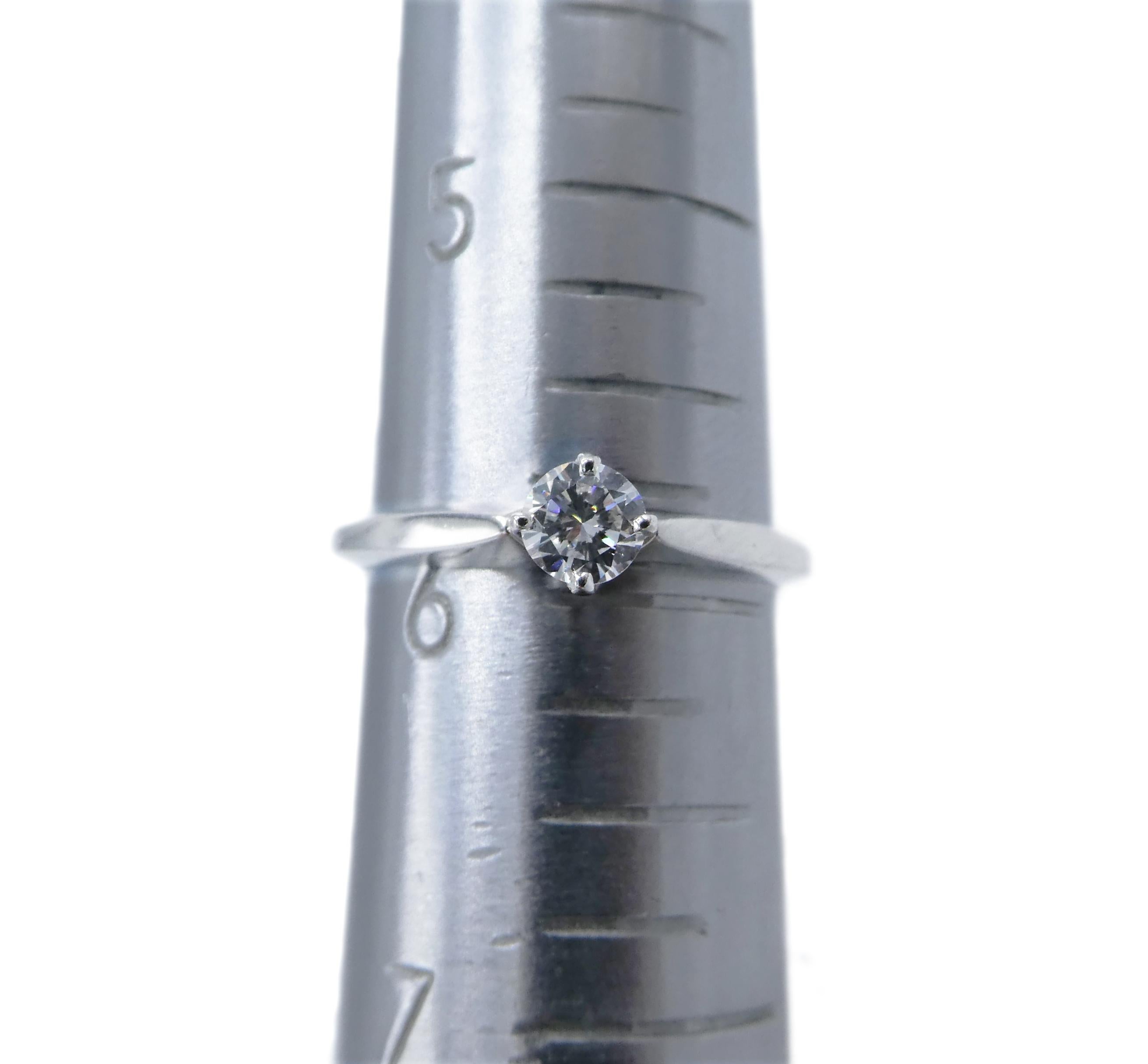 Contemporary 14 Karat White Gold 0.23 Carat Round Diamond Solitaire Engagement Ring