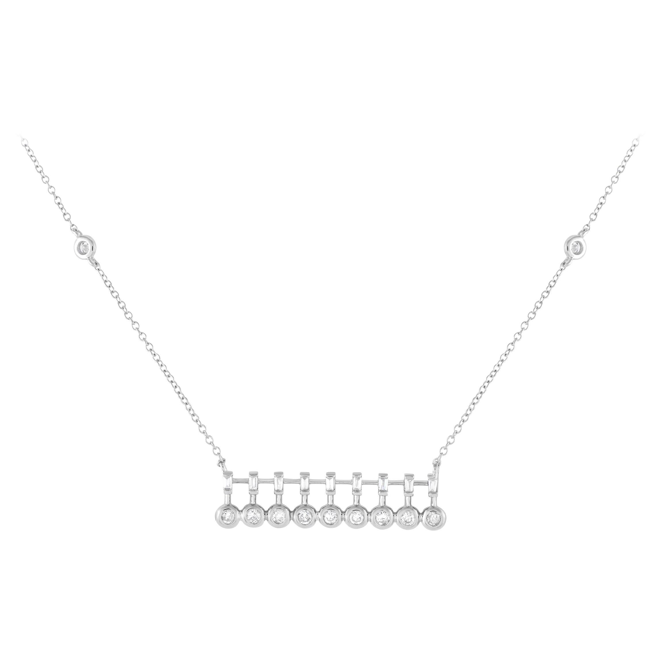 Collar de barra de diamantes de 0,25 ct en oro blanco de 14 quilates en venta