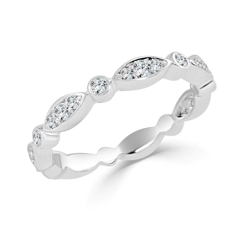 Baguette Cut 14K White Gold 0.30ct Diamond Ring for Her For Sale