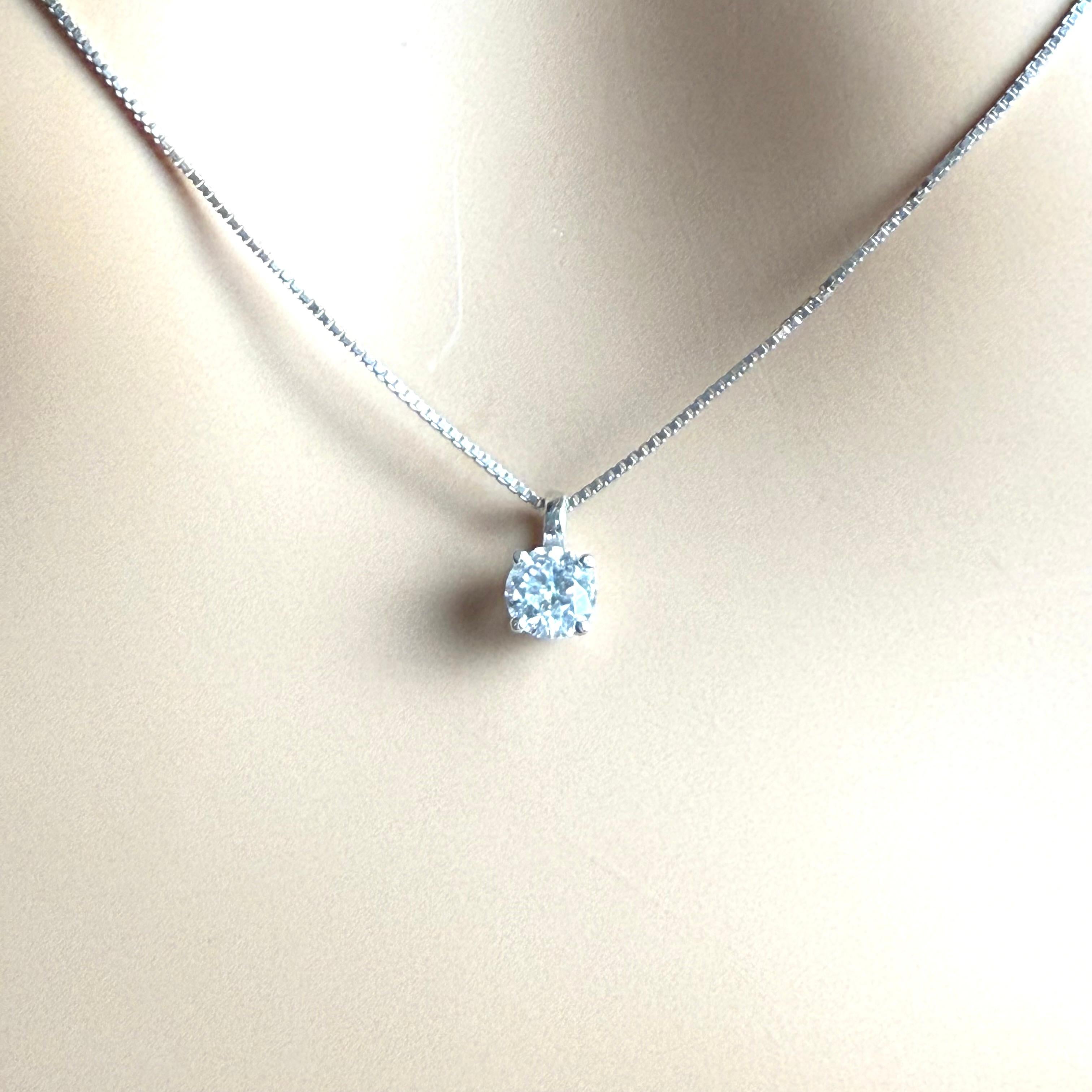 Modern 14K White Gold 0.35 Carat Solitaire Pendant Necklace Italian Made For Sale