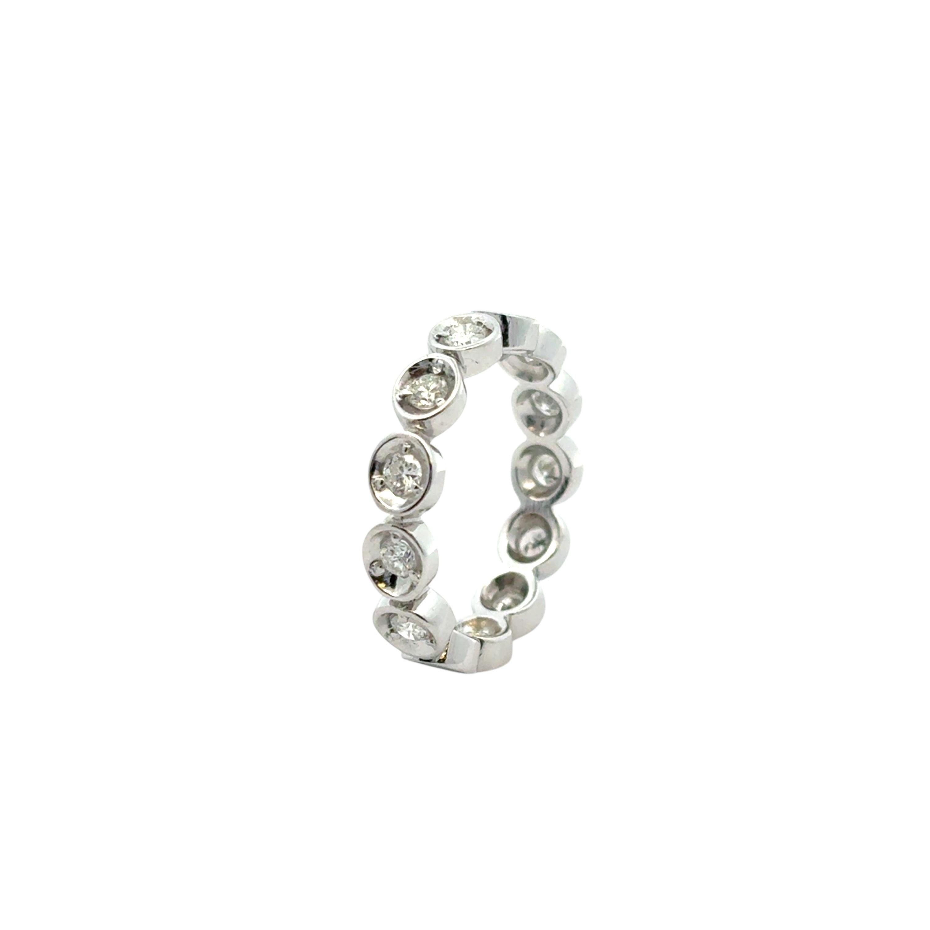 14k White Gold 0.39ctw Natural Round Diamond Eternity Ring For Sale 1