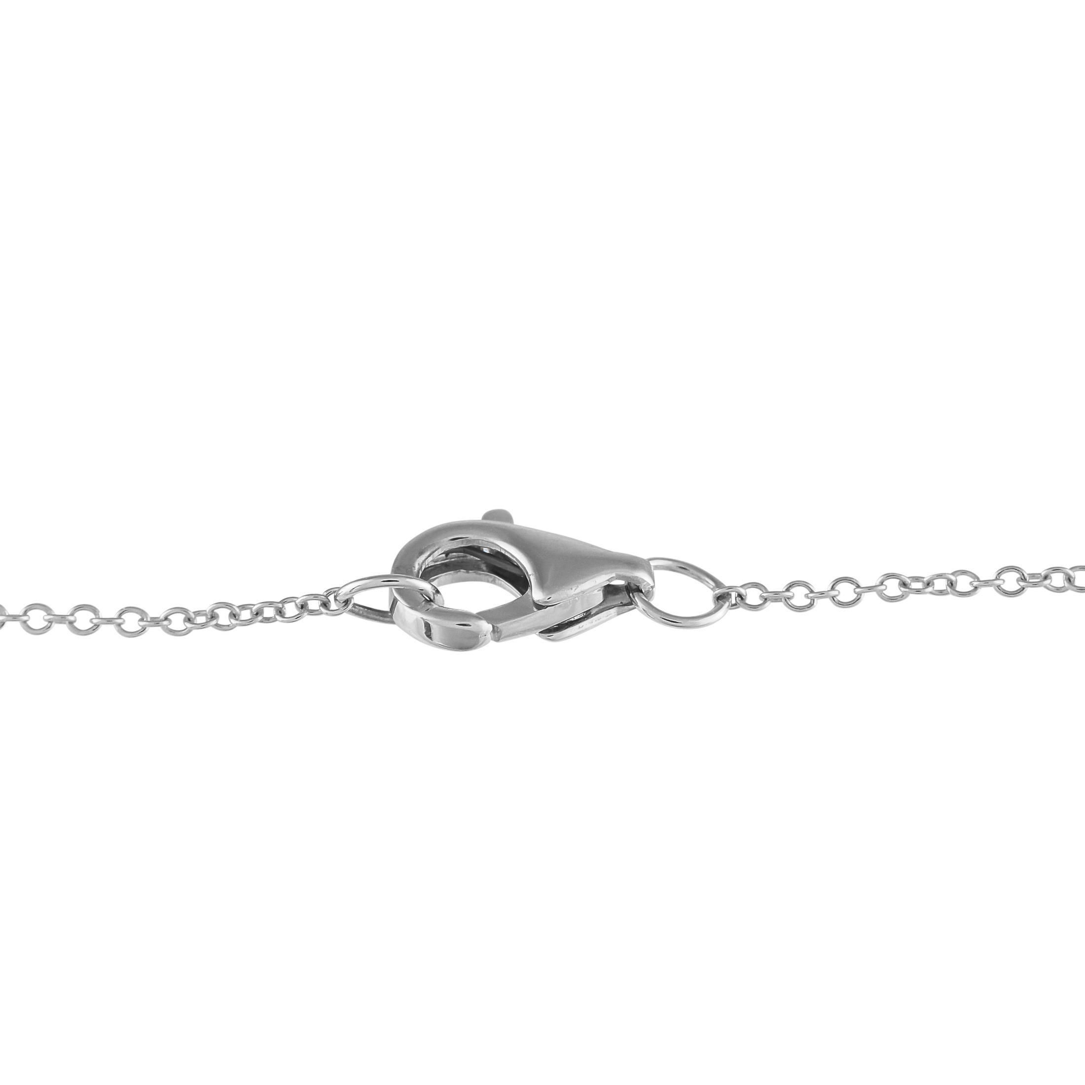 Round Cut 14K White Gold 0.40ct Diamond Star of David Necklace For Sale