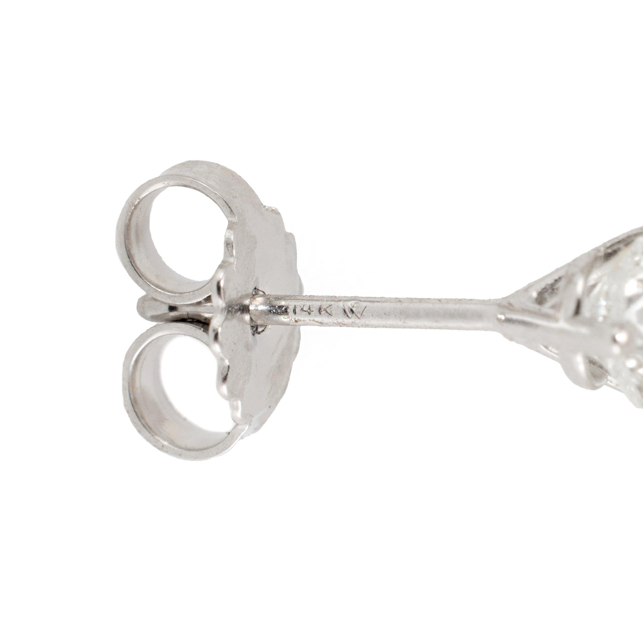 Boucles d'oreilles Petite en or blanc 14K serties de diamants ronds 0.50 CT 3-Prong Martini en vente 1