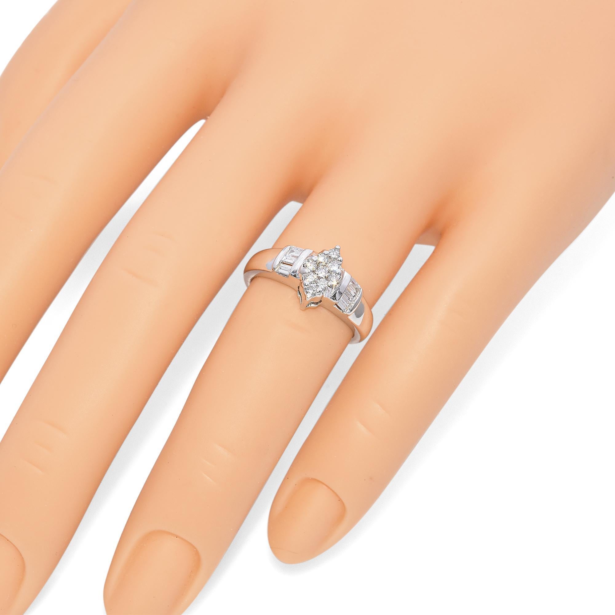 Modern 14K White Gold 0.50 TCW Diamond Cluster Engagement Ring Band For Sale
