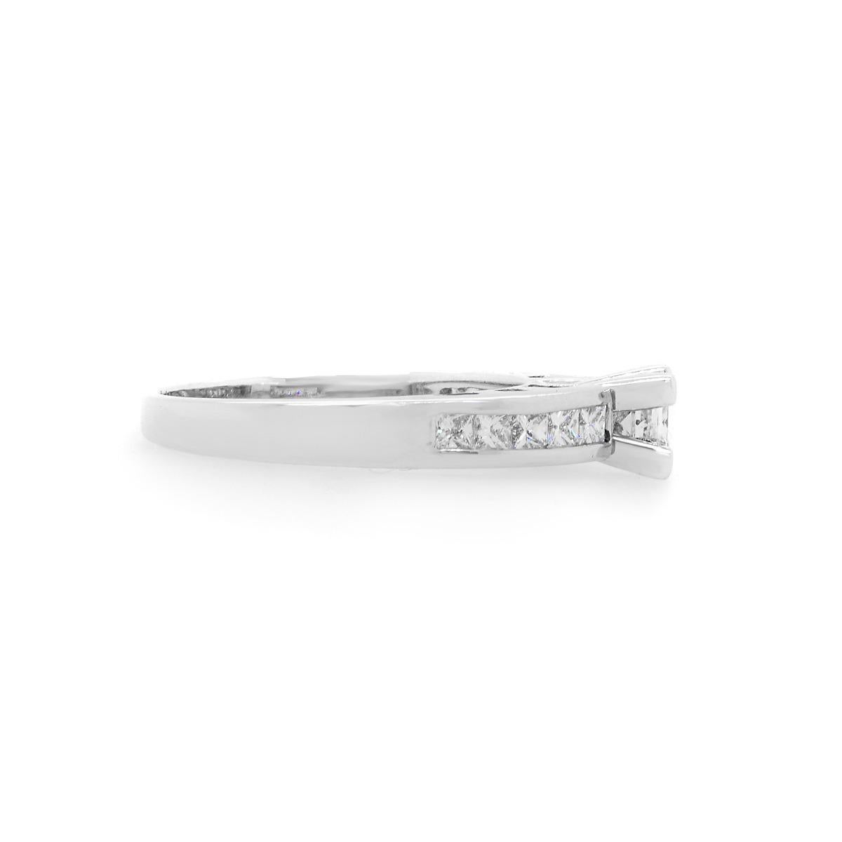 Modern 14 Karat White Gold 0.50 Carat Diamond Engagement Ring For Sale