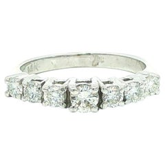14k White Gold 0.50ctw Diamond Classic Pyramid Stack Band Ring