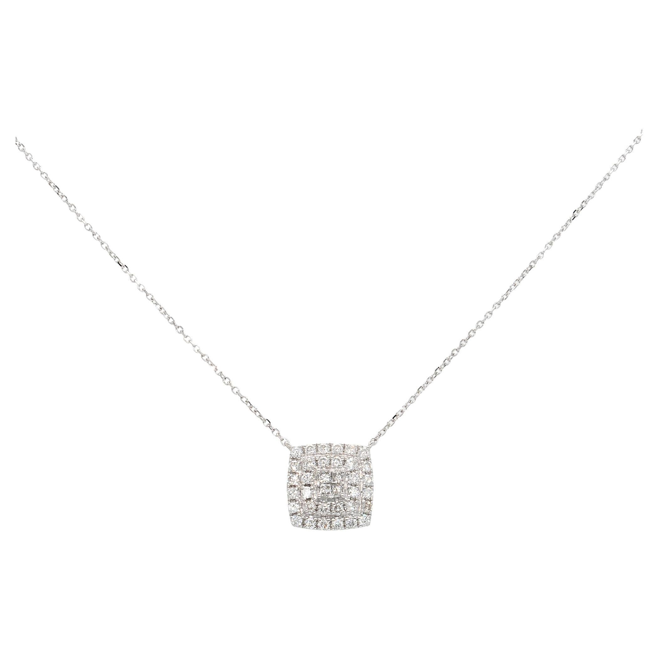 14k White Gold 0.50ctw Natural Diamond Pendant Necklace For Sale