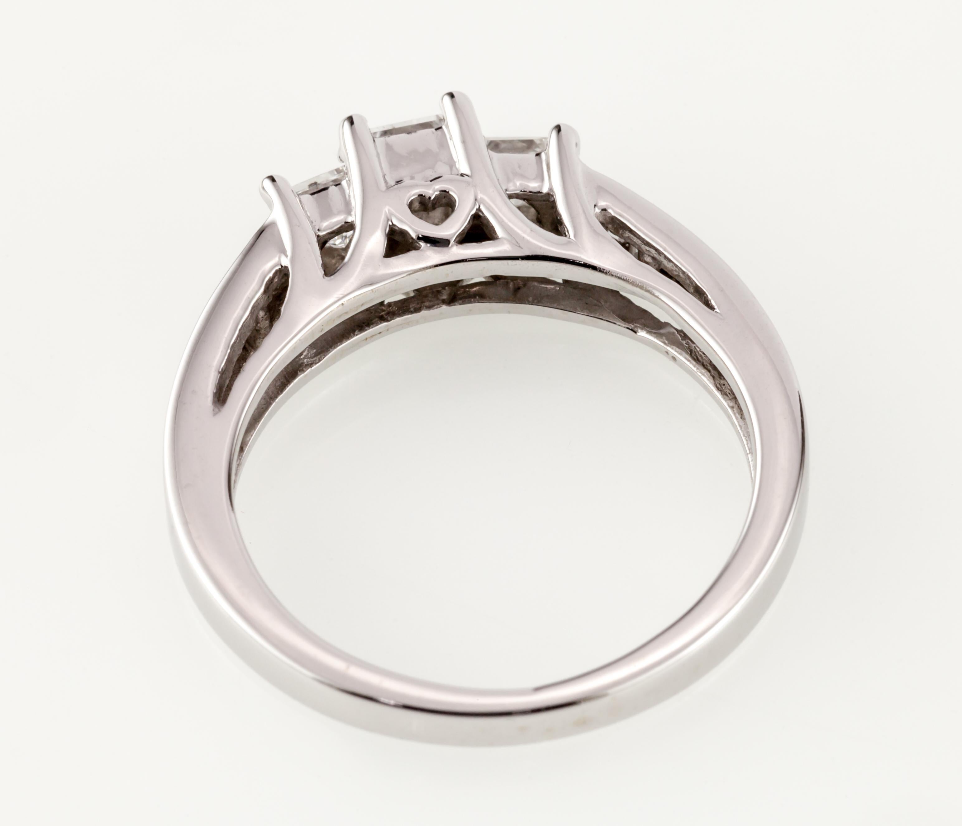 Anello dell'Unità in stile cattedrale con diamante da 0,56 carati in oro bianco 14k, misura 3,75 in vendita 1