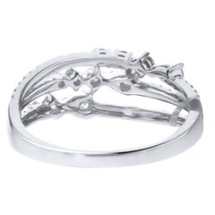 14 Karat White Gold 0.60 Carat Diamond Triple Shank Ring