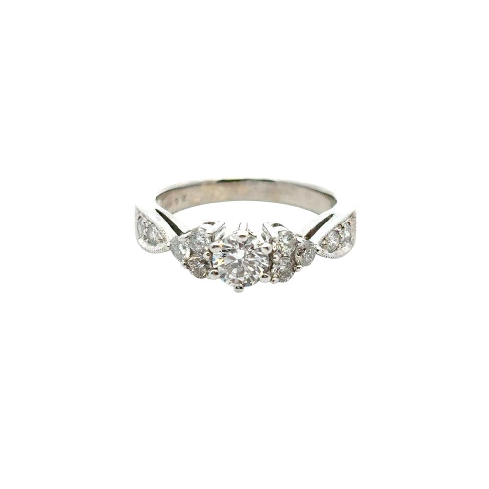 Bague de fiançailles en or blanc 14k 0,68ctw diamant rond brillant en vente 4