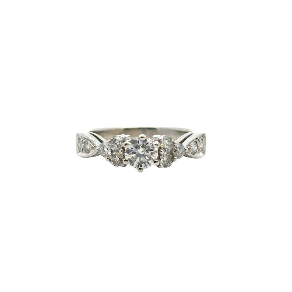Bague de fiançailles en or blanc 14k 0,68ctw diamant rond brillant

Cette magnifique bague de fiançailles en diamant de 0.68ctw est en excellent état et est prête à être expédiée !

Style : Bague de fiançailles
MATERIAL : Or blanc 14k
Détails du