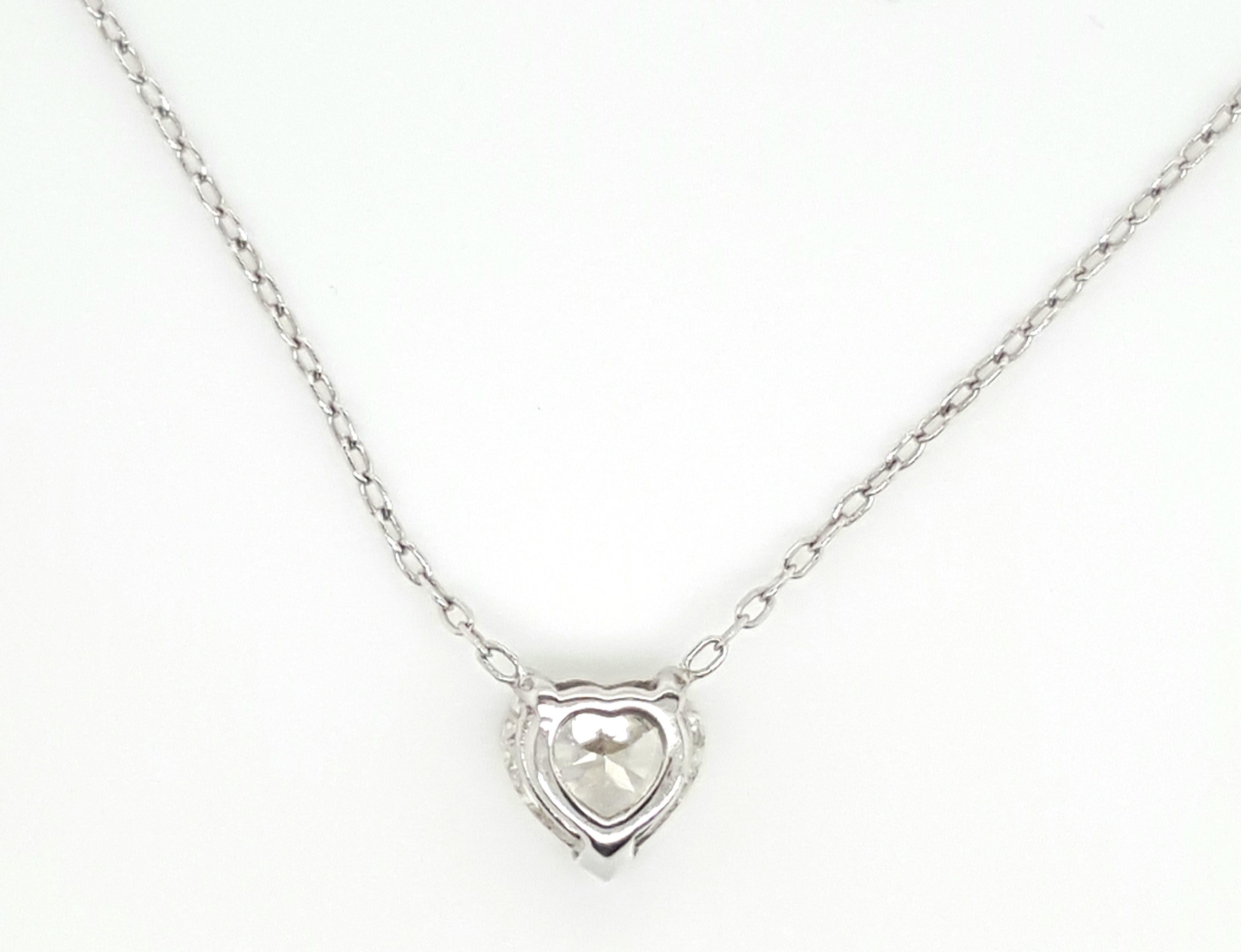 14 Karat White Gold 0.70 Carat Heart Cut Diamond Pendant Necklace 2