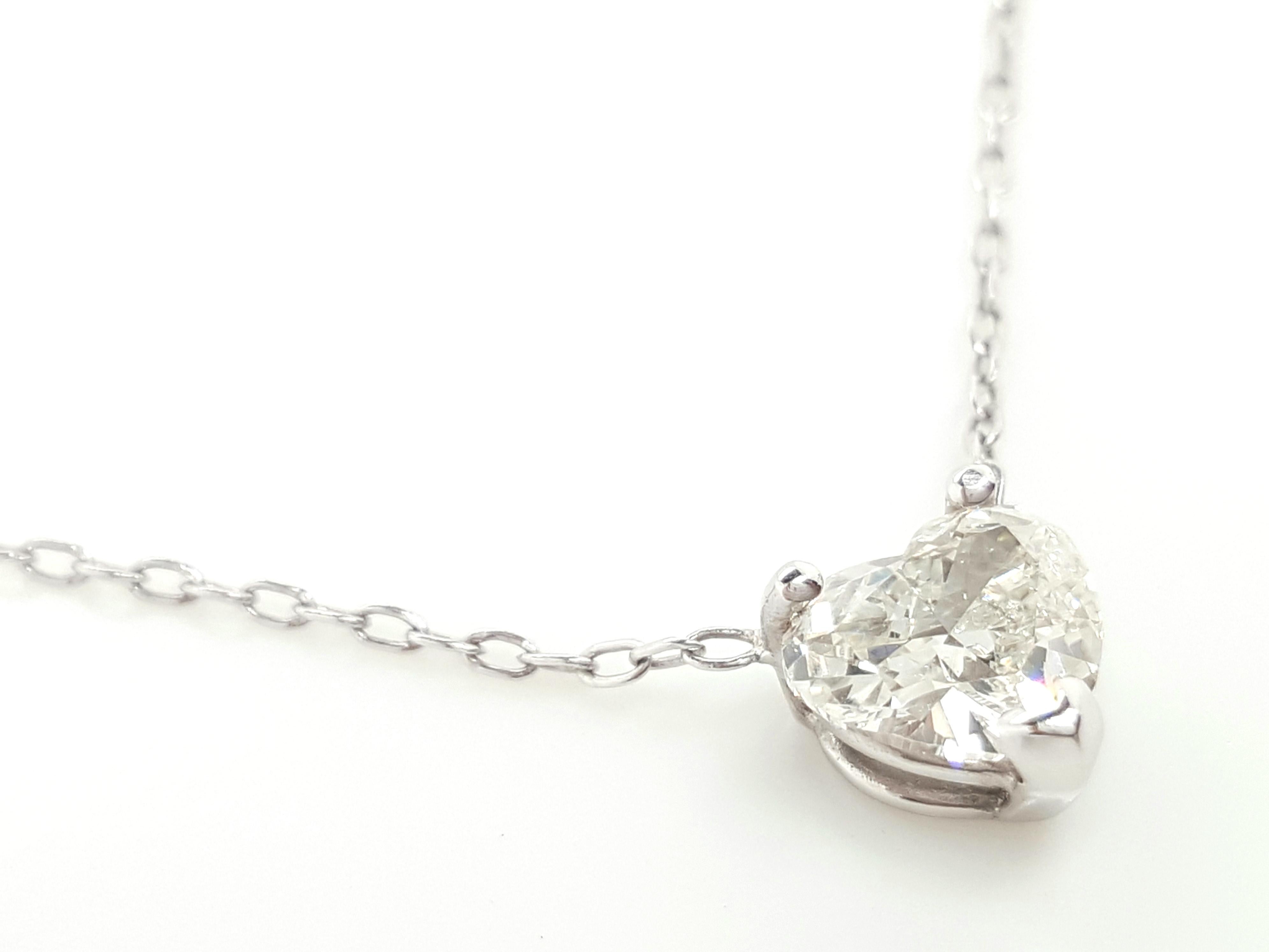 14 Karat White Gold 0.70 Carat Heart Cut Diamond Pendant Necklace 3