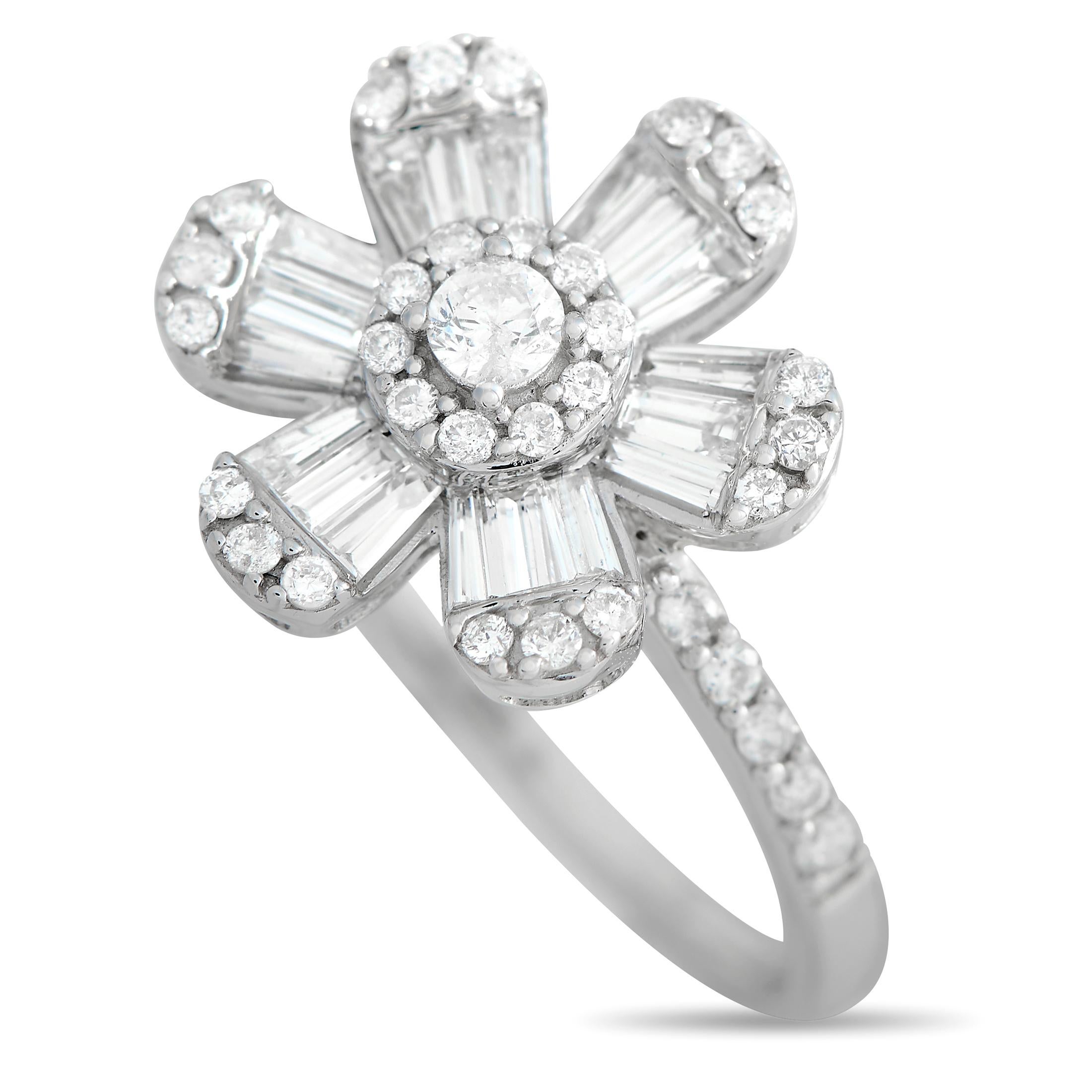 Mixed Cut 14K White Gold 0.78ct Diamond Flower Ring RN31409 For Sale
