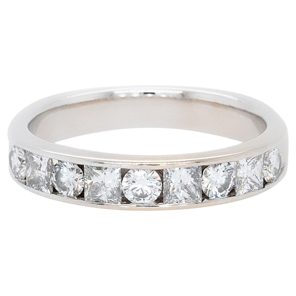 14k White Gold 0.84ct Round Brilliant and Princess Cut Natural Diamond Ring