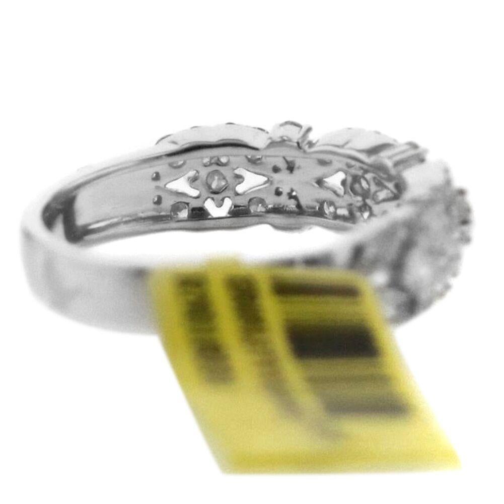 Metal Type: 14K Yellow Gold
Hallmark: 14K, Maker's Mark

Metal Finish: High Polish
Total Item Weight (g): 3.41
Gemstone: Diamond
Carat Total Weight: 0.85
Stone Shape: Single Cut
Color Grade: White Gold
Clarity Grade: Slightly Included