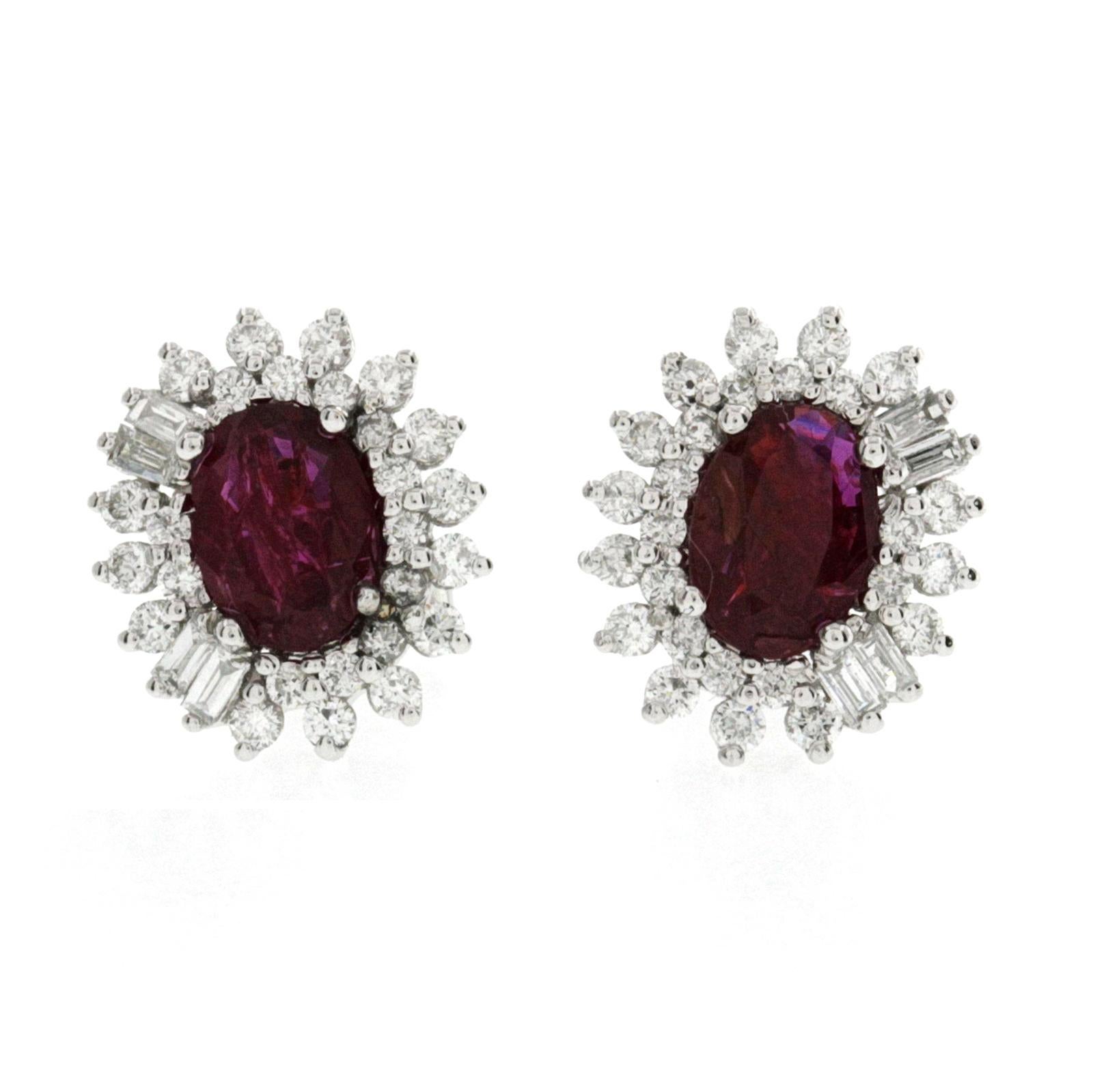 14 Karat White Gold 0.88 Carat Diamonds and 1.69 Carat Ruby Stud Earring In Excellent Condition For Sale In Los Angeles, CA