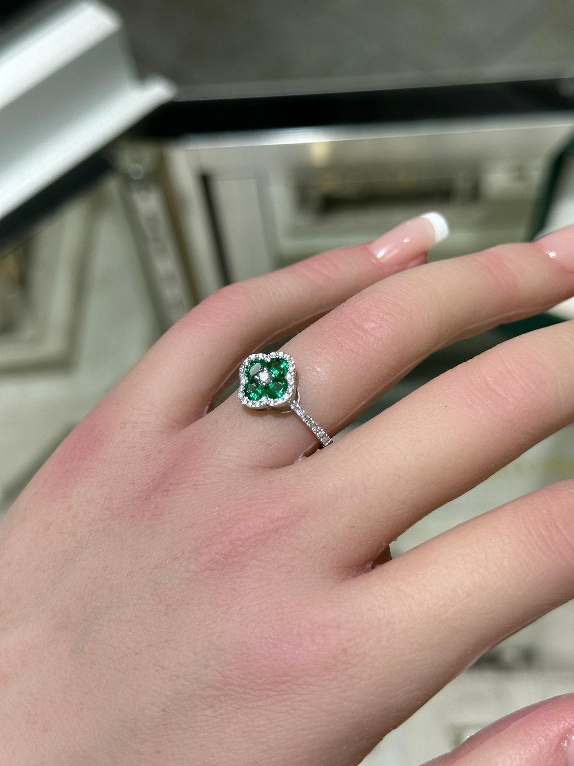 Oval Cut 14K White Gold 0.95tcw Oval Emerald & Diamond Halo Floral Cluster Ring, Vivid For Sale