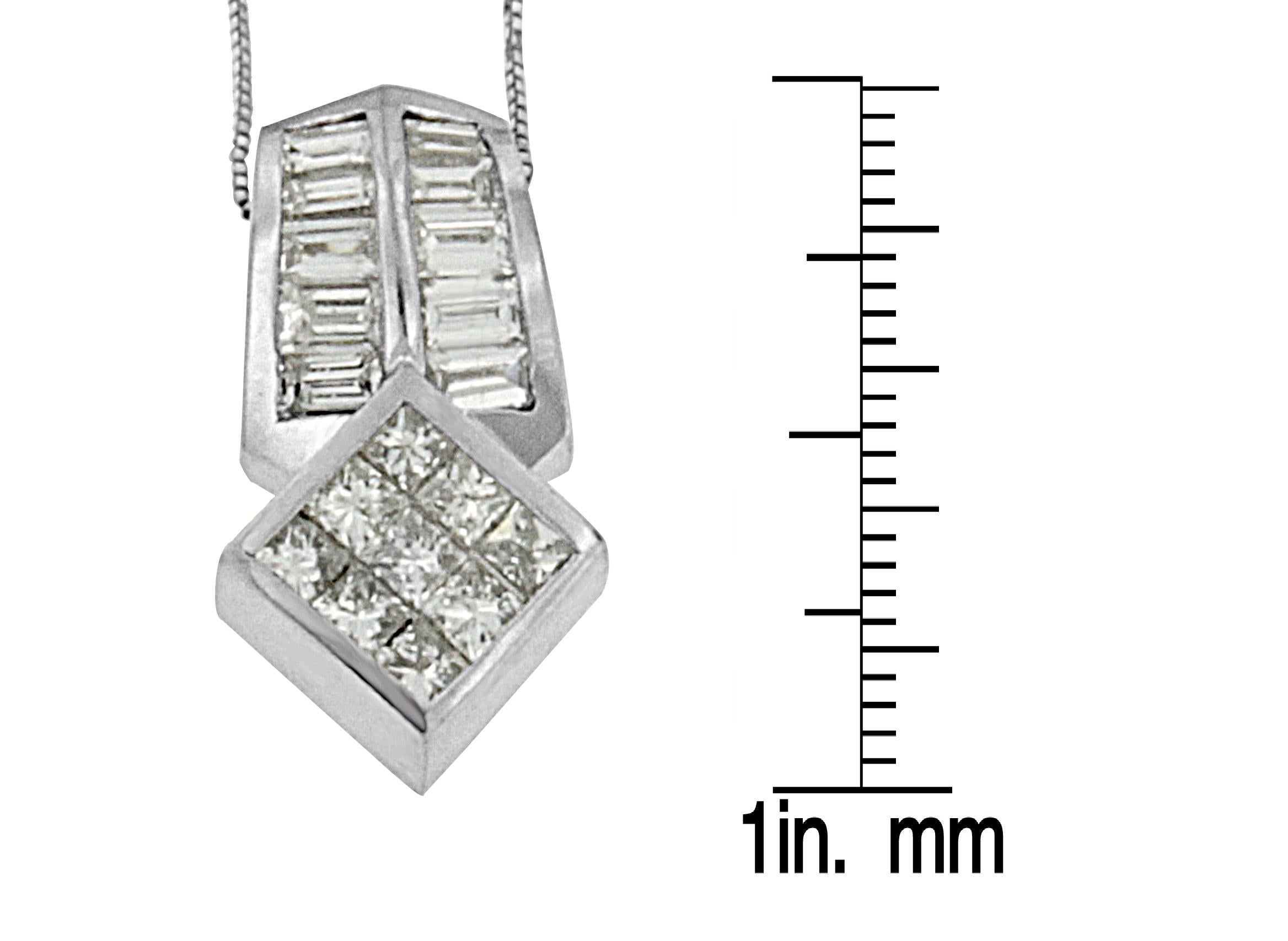 14k White Gold 1 1/2 Carat Diamond Multi-Shape Pendant Necklace In New Condition For Sale In New York, NY