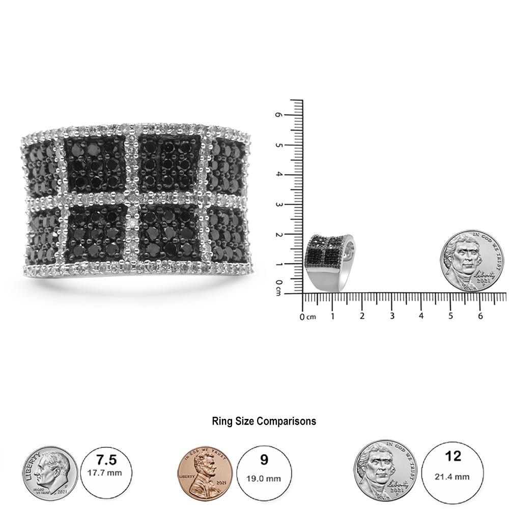 Bague cocktail en or blanc 14 carats avec diamants blancs et noirs traités de 1 1/2 carat Pour femmes en vente