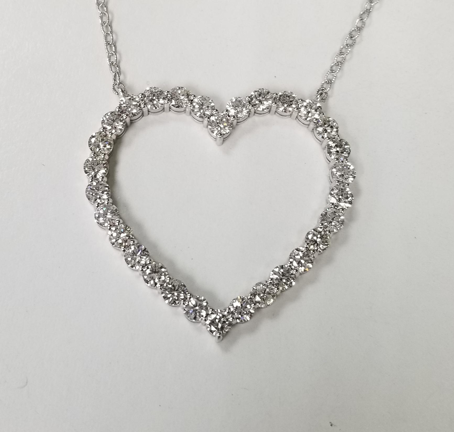 Contemporary 14 Karat White Gold Diamond Heart Pendant with 6.57 Carat of Diamonds For Sale
