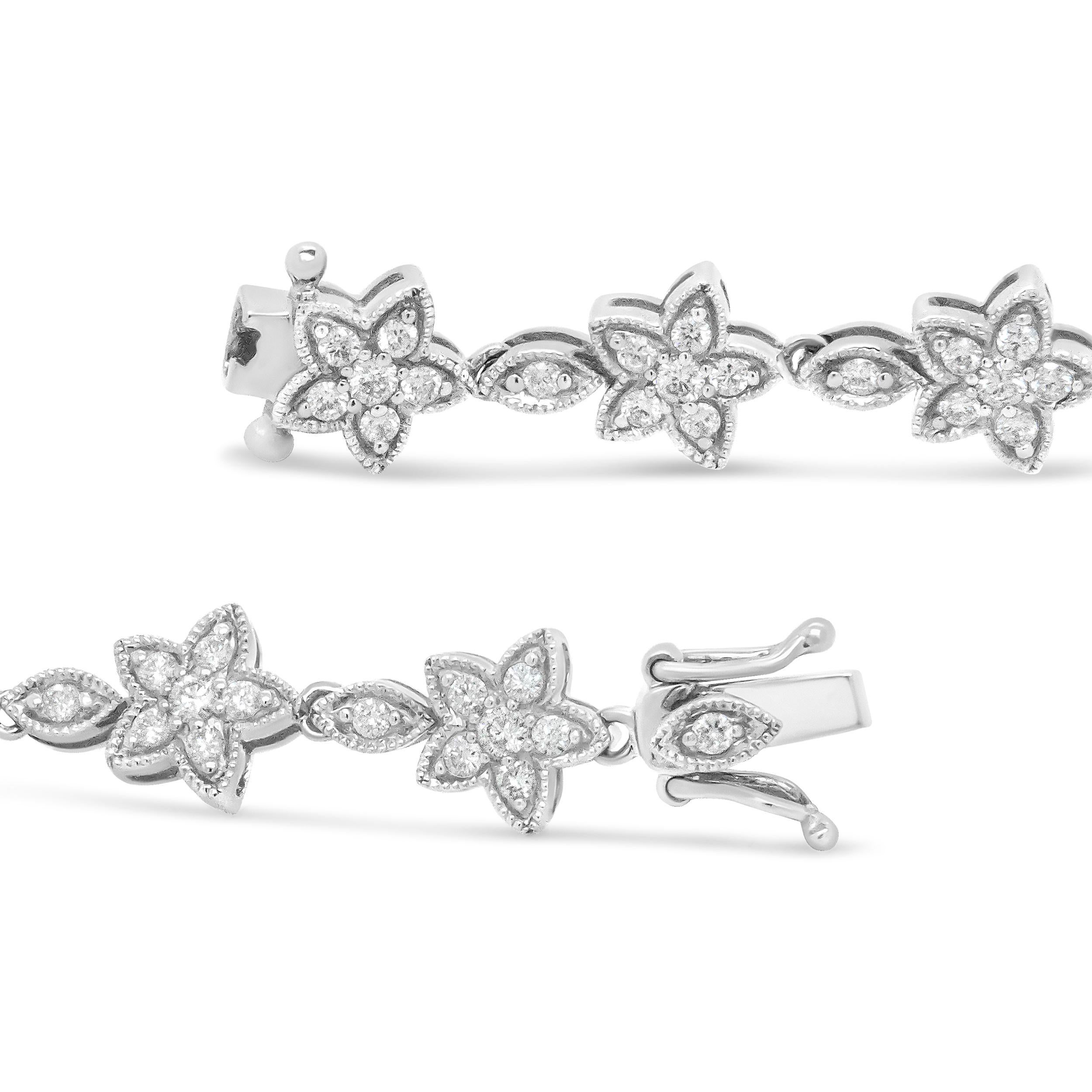 Moderne Bracelet à maillons en or blanc 14 carats avec fleurs et diamants ronds de 1 1/5 carat en vente