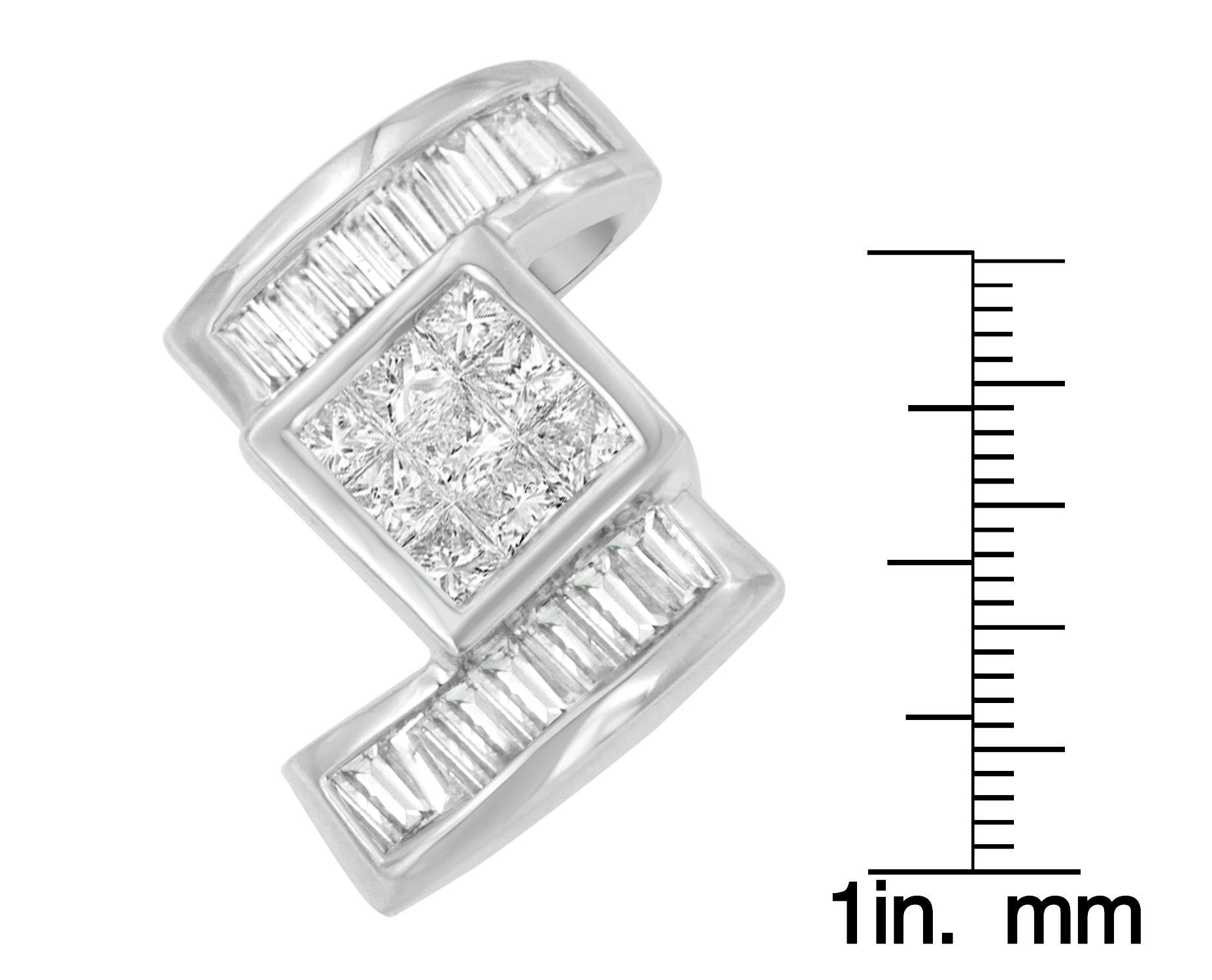 Collana con ciondolo Zig Zag in oro bianco 14k con diamante da 1 2/5 Cttw In condizioni Nuovo in vendita a New York, NY