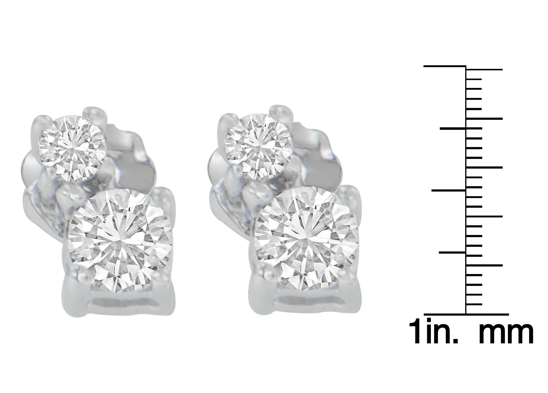 14K White Gold 1/2 Carat Round Cut Diamond Duo Earrings In New Condition For Sale In New York, NY