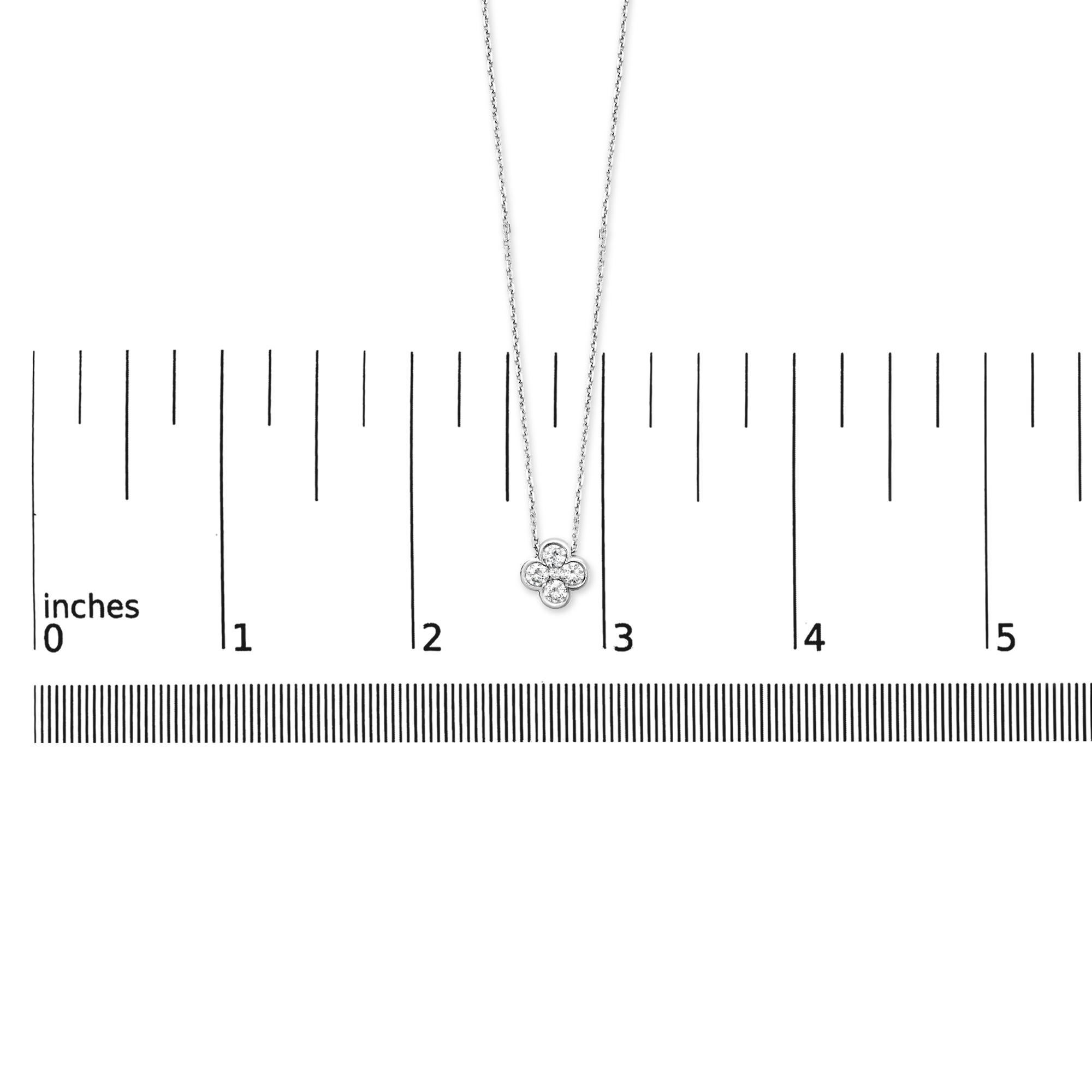 Collier pendentif en or blanc 14K 1/2 Cttw Diamond Bezel 4 Point Floral Bloom 18