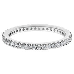 14K Weißgold 1/2 Cttw Shared Prong Set Runder Diamant Eternity-Ring