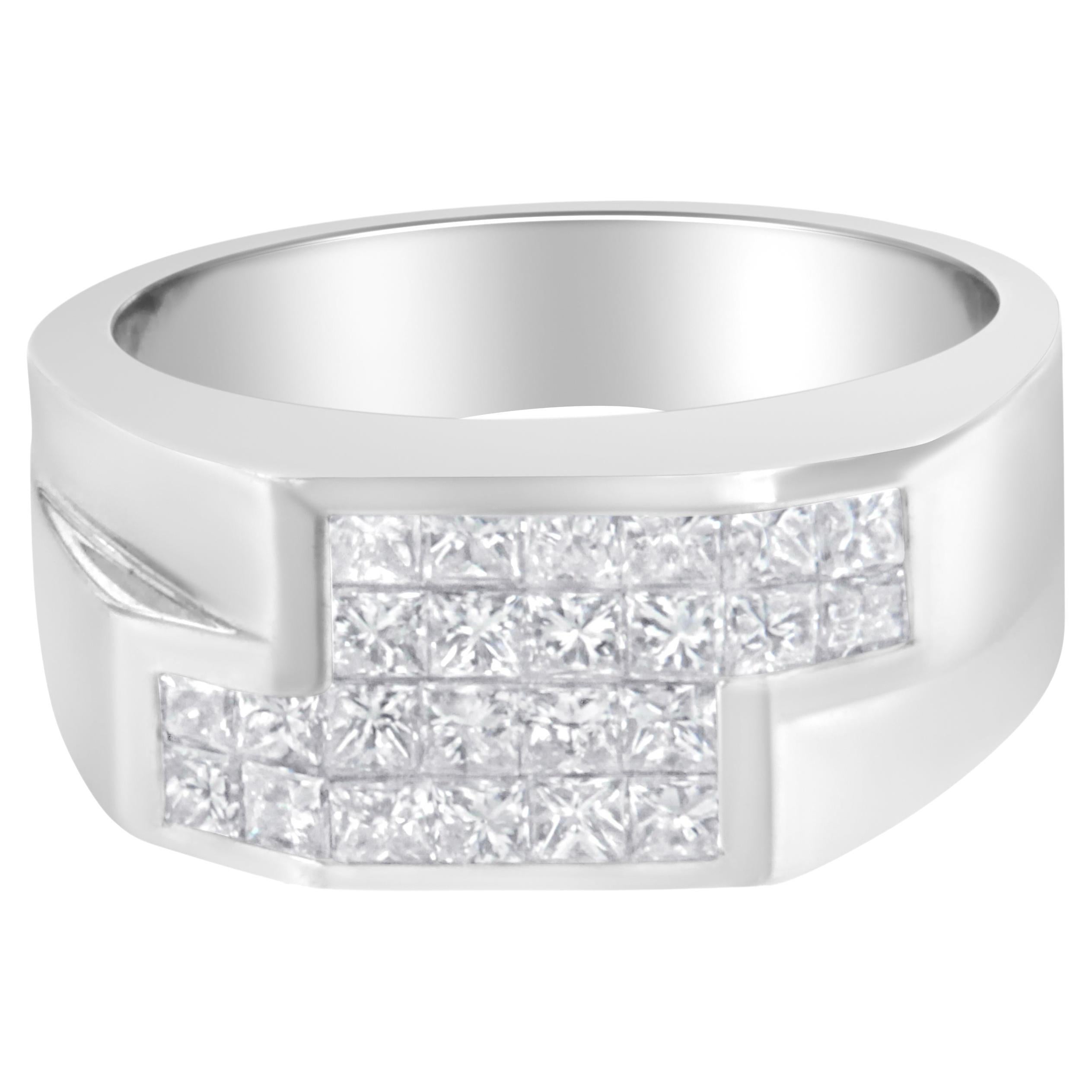 Anillo de oro blanco de 14 quilates con racimo de diamantes de 1 3/4 quilates en venta