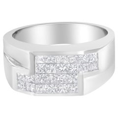 14K White Gold 1 3/4 Carat Diamond Cluster Ring