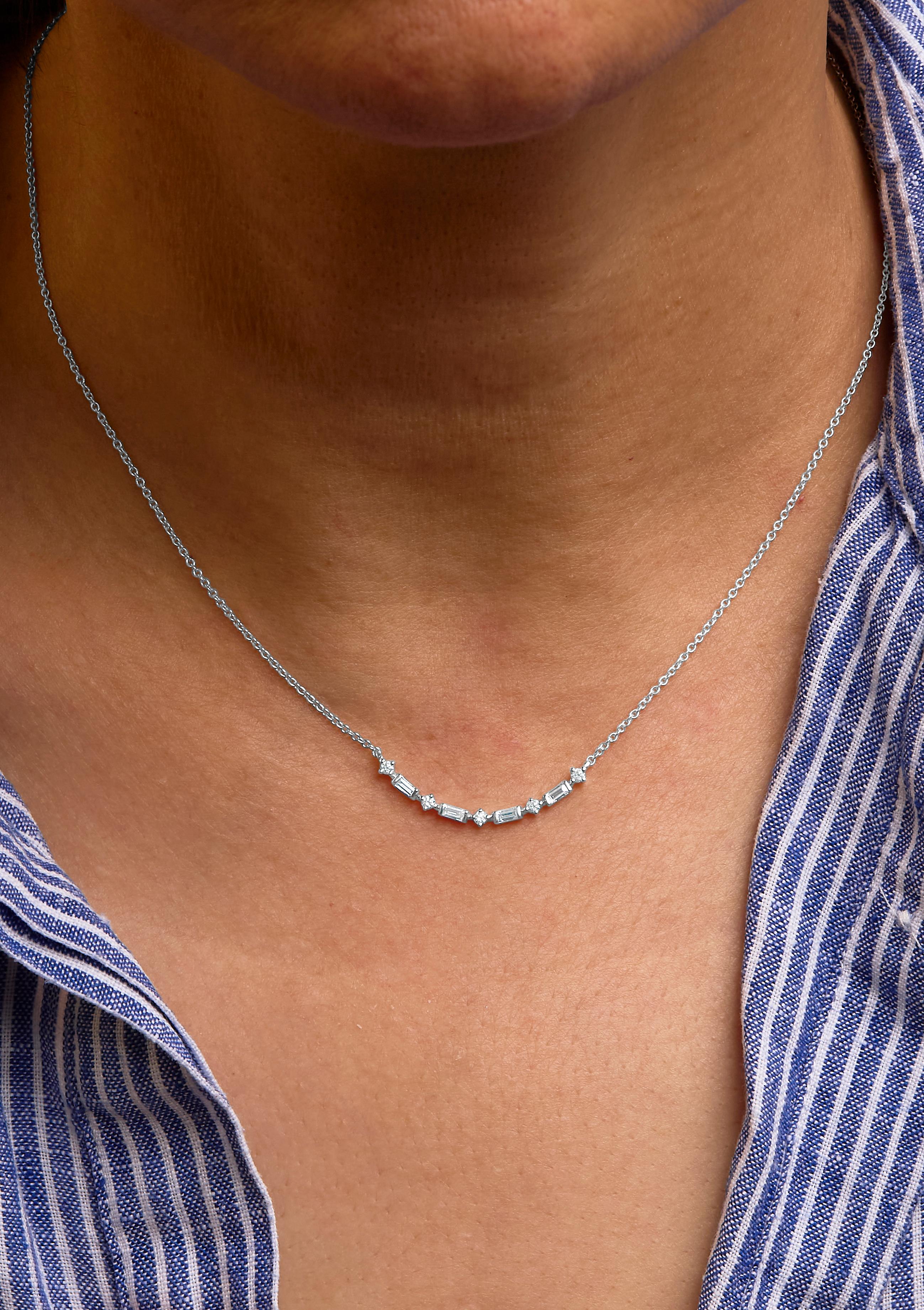 Taille ronde Collier pendentif en or blanc 14 carats avec diamants 1/5 carat  - 18