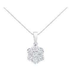 Collar Colgante Flor de 7 Piedras con Diamantes de Corte Redondo de 1,0 Quilates en Oro Blanco de 14 K
