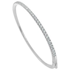 Pulsera brazalete de oro blanco de 14 quilates y 1,00 quilates de diamantes