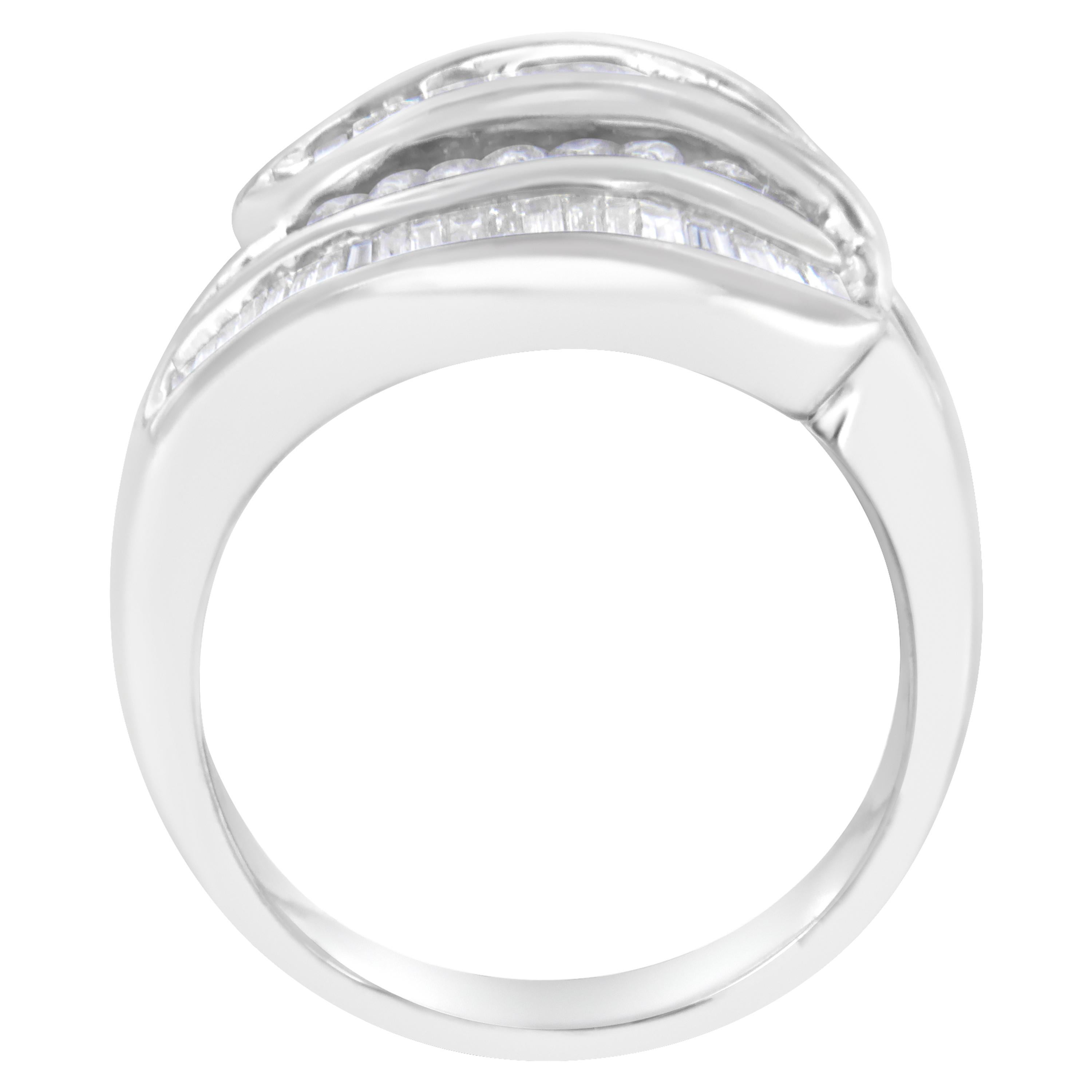 Contemporaneo Anello Bypass con diamante da 1,00 carati in oro bianco 14K in vendita
