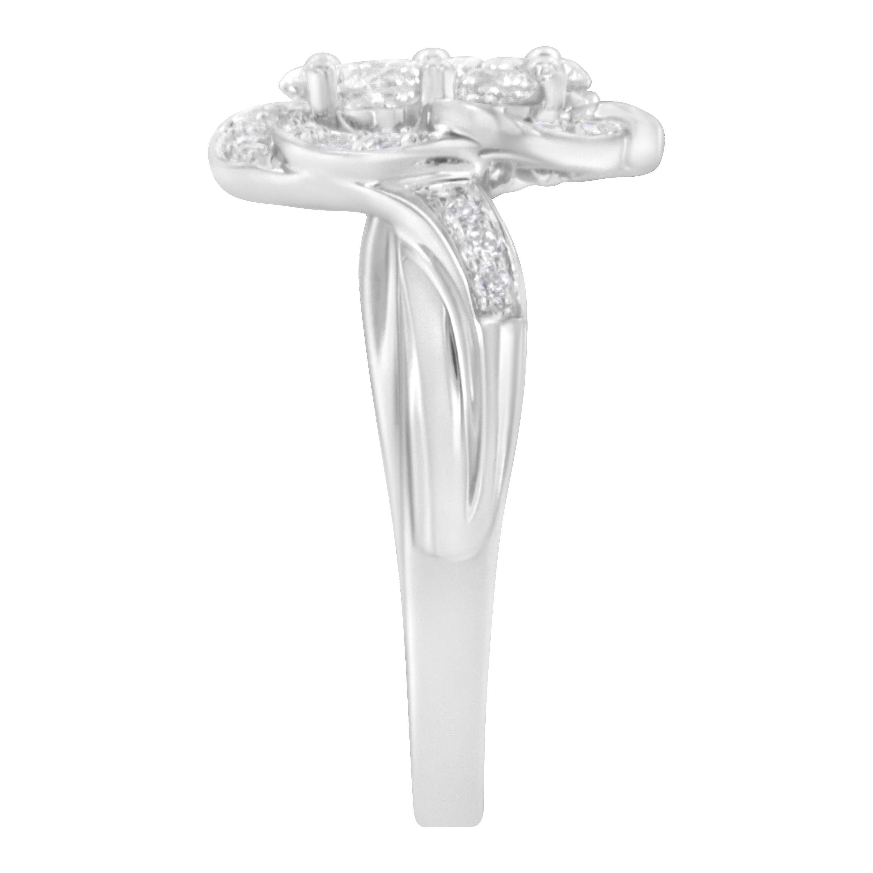 For Sale:  14K White Gold 1.00 Carat Floral Cluster Diamond Ring 6