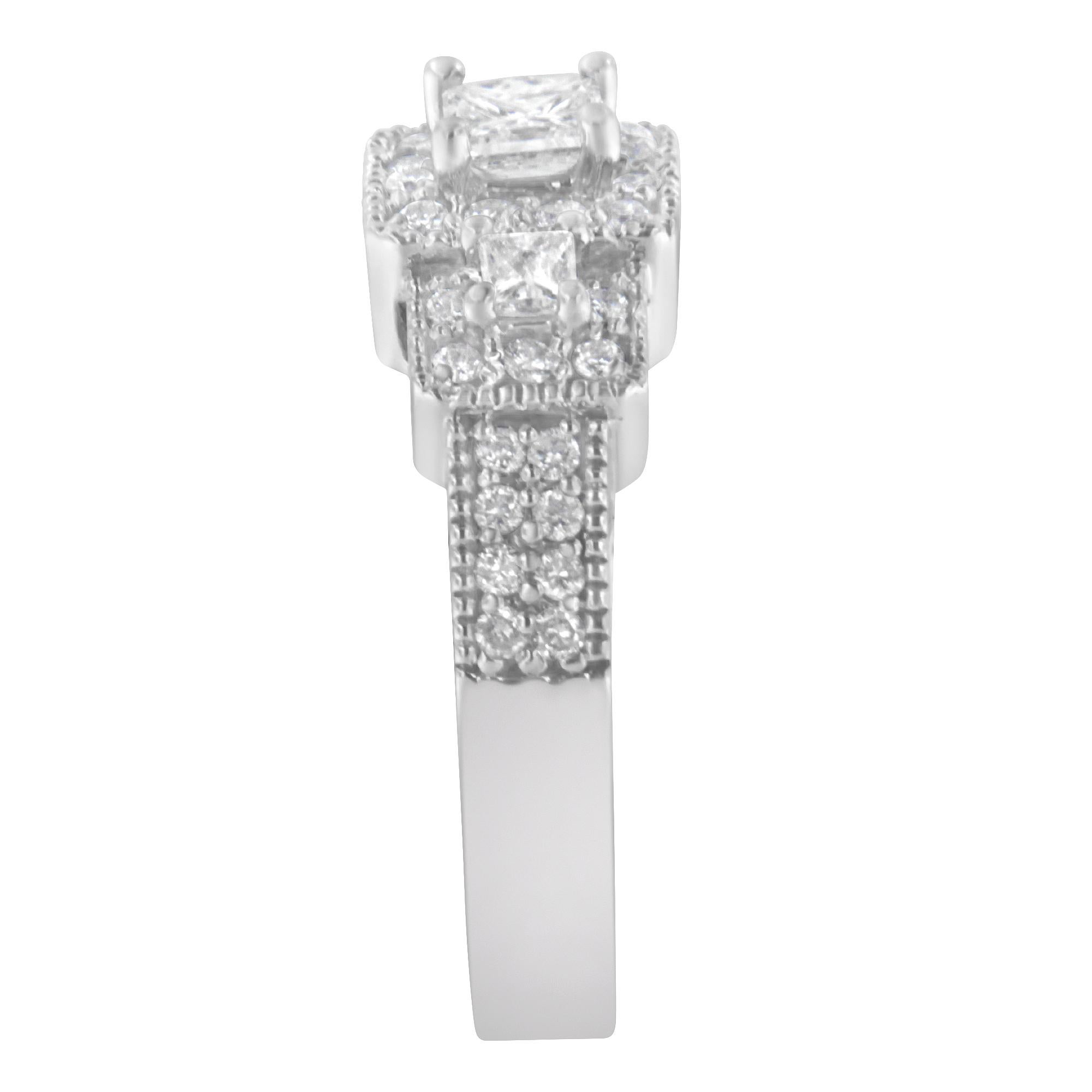 For Sale:  14K White Gold 1.00 Carat Round and Princess-Cut Diamond Three Stone Ring 6