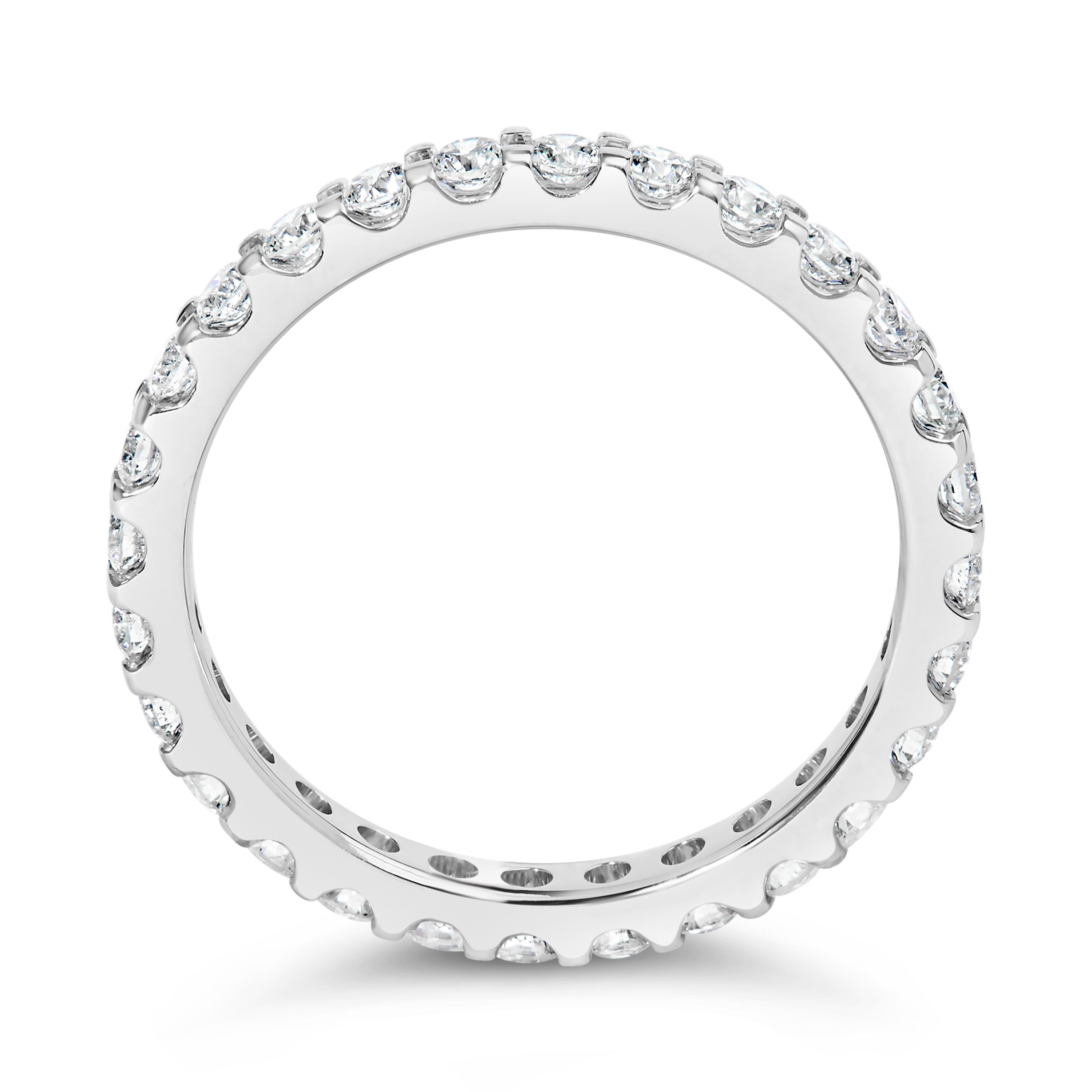 Anello a fascia per l'eternità in oro bianco 14K con diamanti rotondi incastonati da 1,00 ct. 4