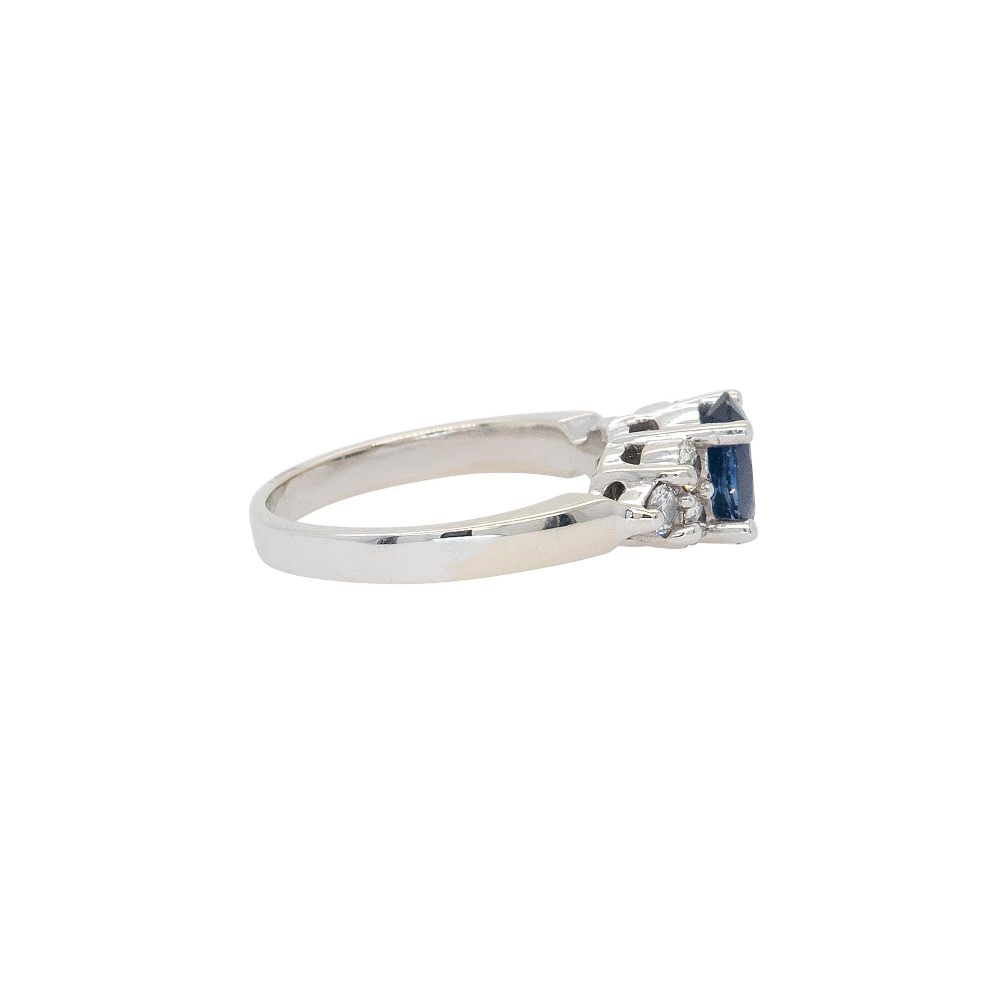 Oval Cut 14k White Gold 1.00ctw Oval Sapphire and 0.24 Natural Diamonds Ring For Sale