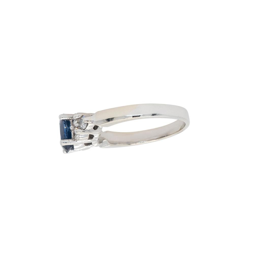 14k Weißgold Ring mit 1,00 Karat ovalem Saphir und 0,24 natürlichen Diamanten 1