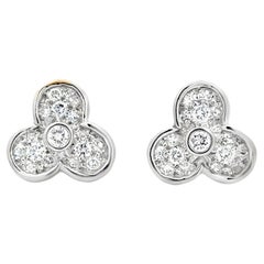 14k White Gold 1.00ctw Round Diamond Floral Cluster Earrings
