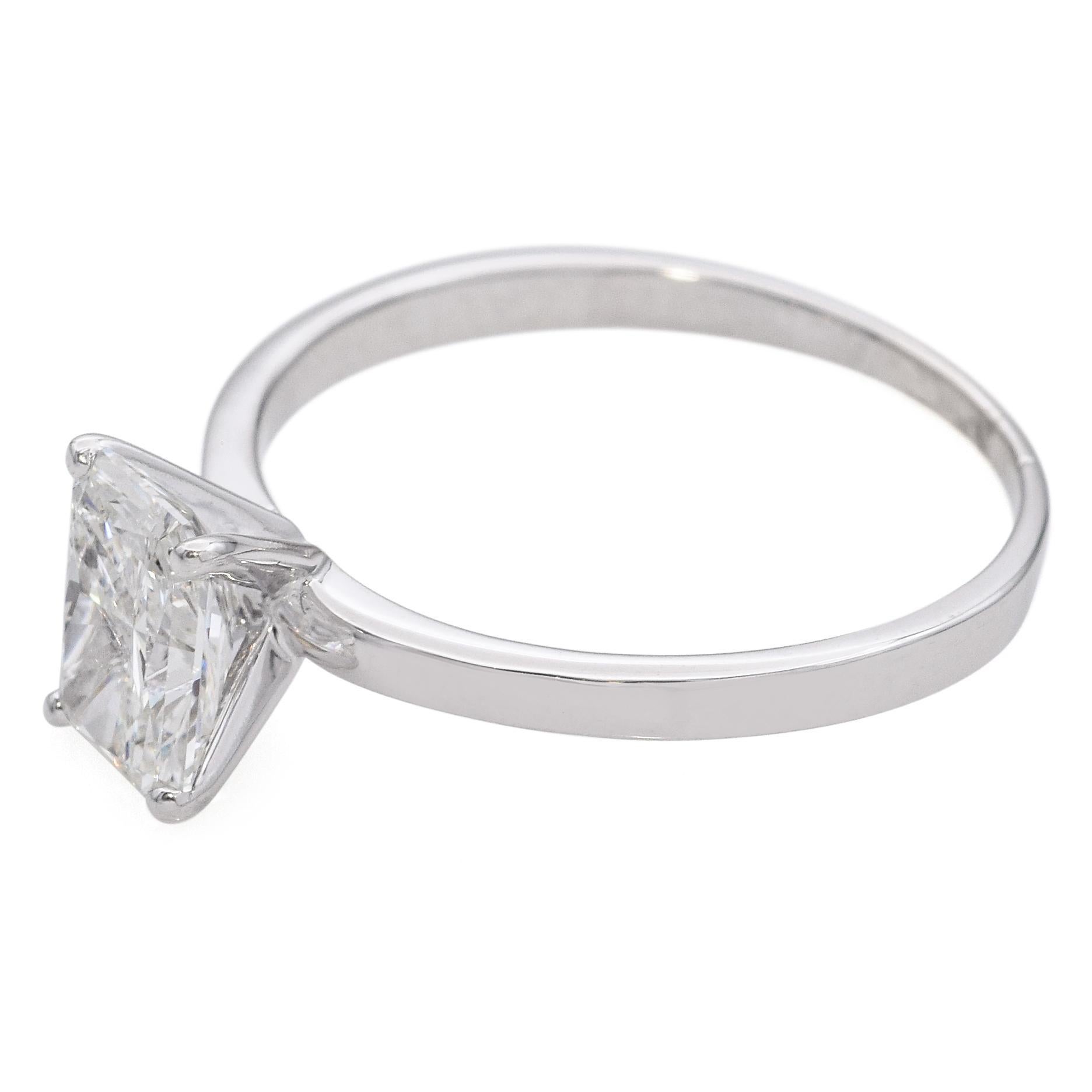 Donna Anello di fidanzamento in oro bianco 14k con diamante 1,01ct H VVS2 GIA in vendita