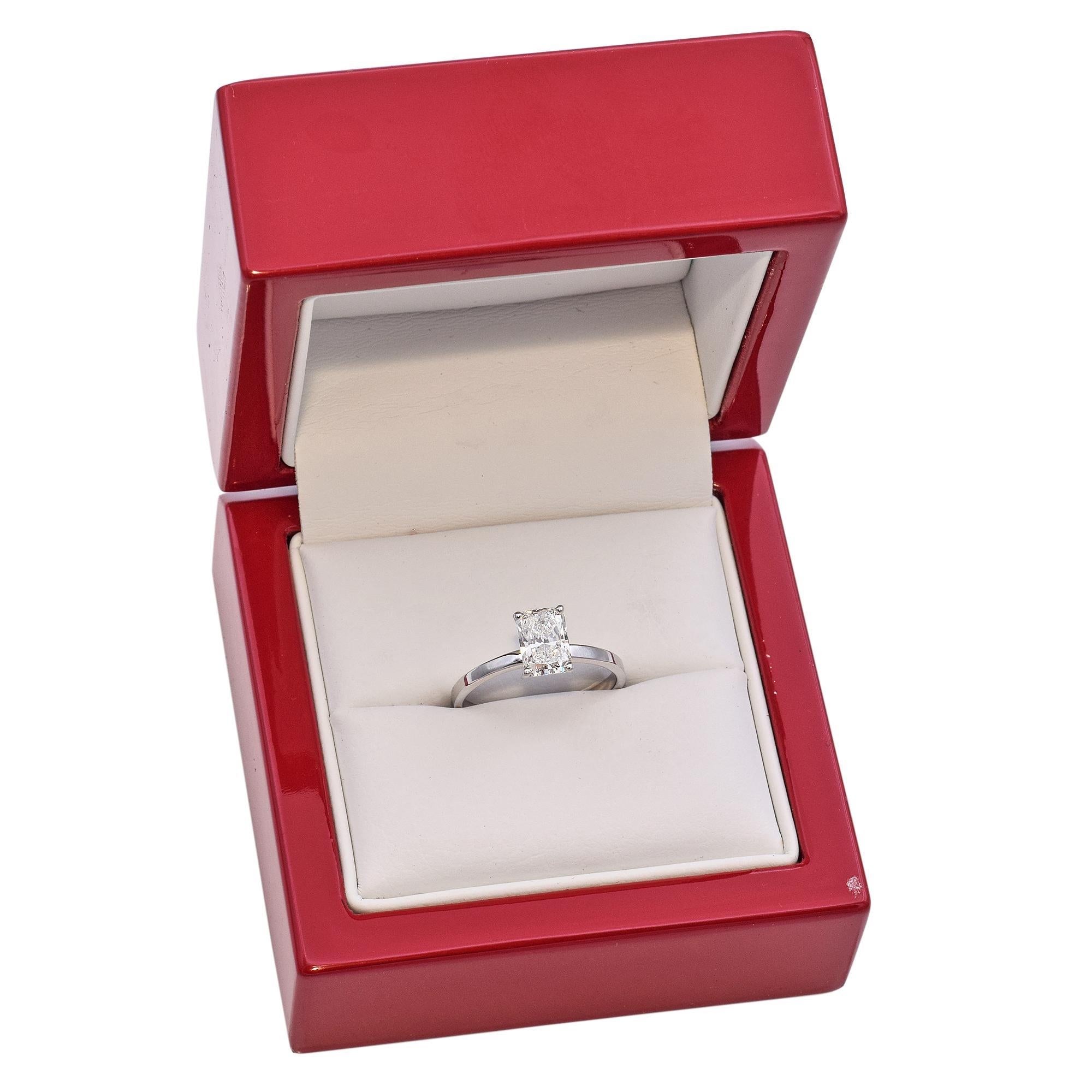 Anello di fidanzamento in oro bianco 14k con diamante 1,01ct H VVS2 GIA in vendita 2