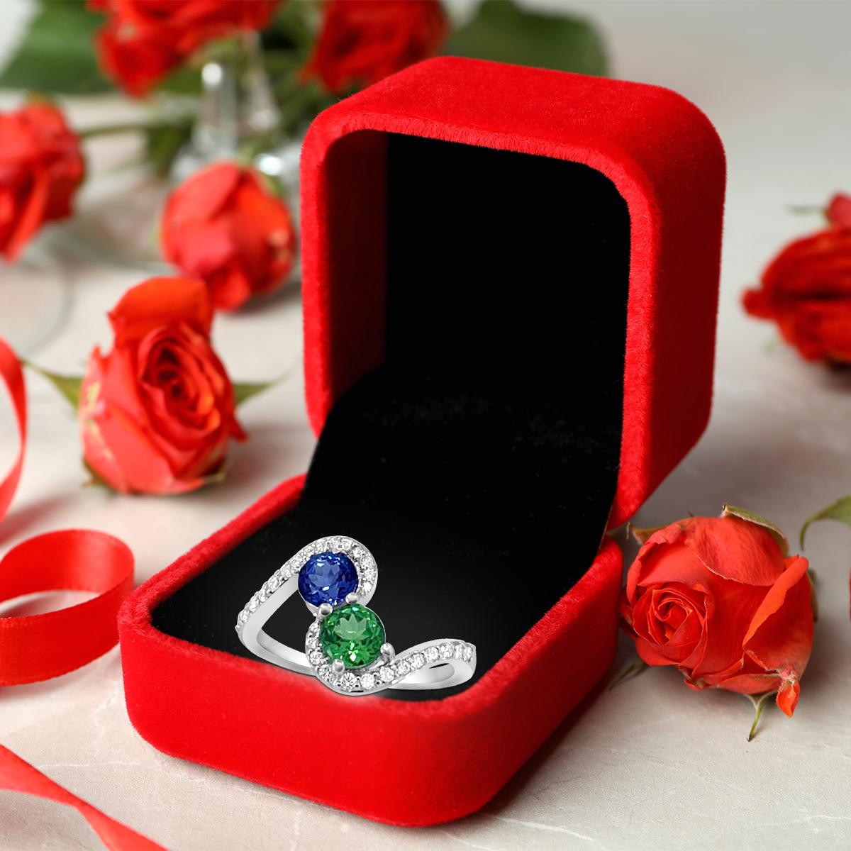 Modern 14K White Gold 1.05cts Tanzanite, Emerald and Diamond Ring. Style# R3358 For Sale