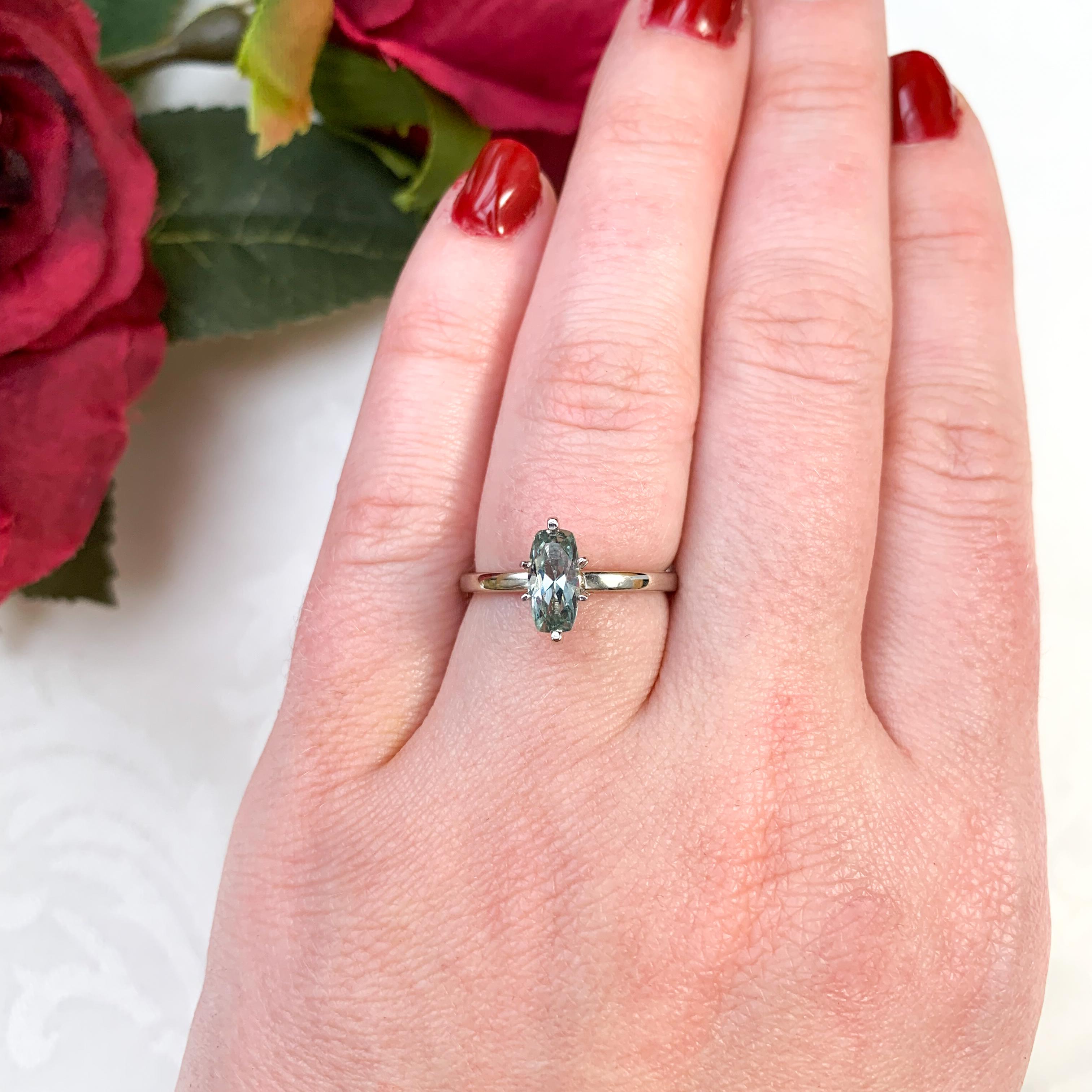 Anello in oro bianco 14K con zaffiro Montana da 1,08 carati, naturale e non riscaldato in vendita 3