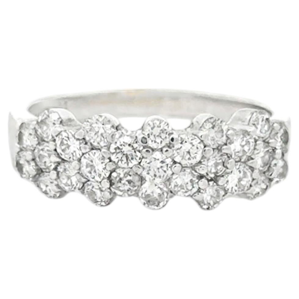 14k White Gold 1.08ctw Round Diamond Cluster Pavé Cocktail Ring For Sale