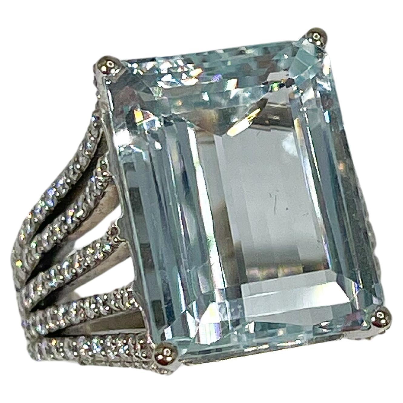 14K White Gold 11 CTW Emerald Aquamarine and 5 Row 1.50 CTW Diamond Fashion Ring