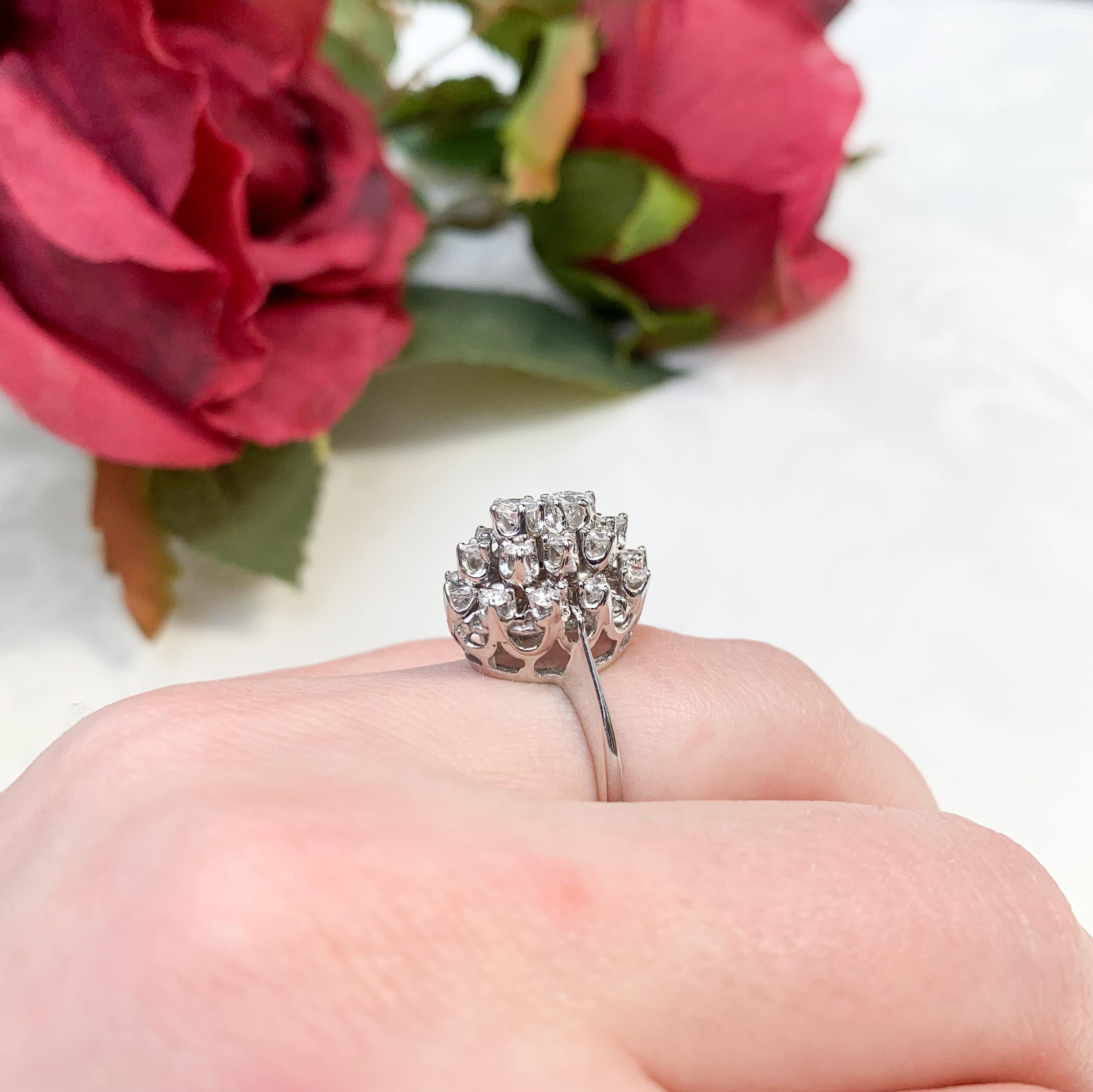 14K Weißgold 1,12 Karat tw Diamant-Cocktailring Größe 6 im Angebot 4
